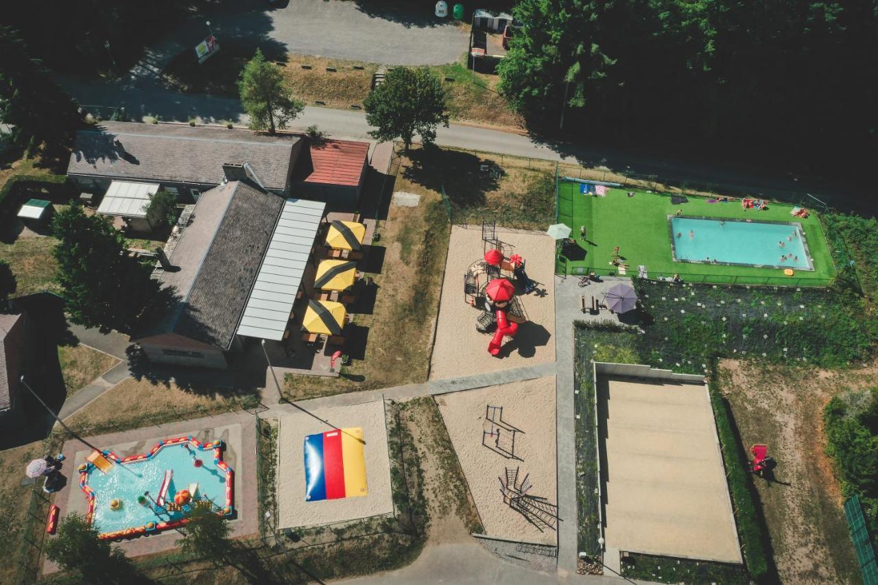 Verblijfpark Ardinam Olloy-sur-Viroin エクステリア 写真